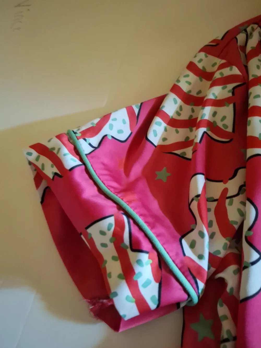 Women's Bright Pink Short Pajama Set Featuring Christmas Tree Cakes
